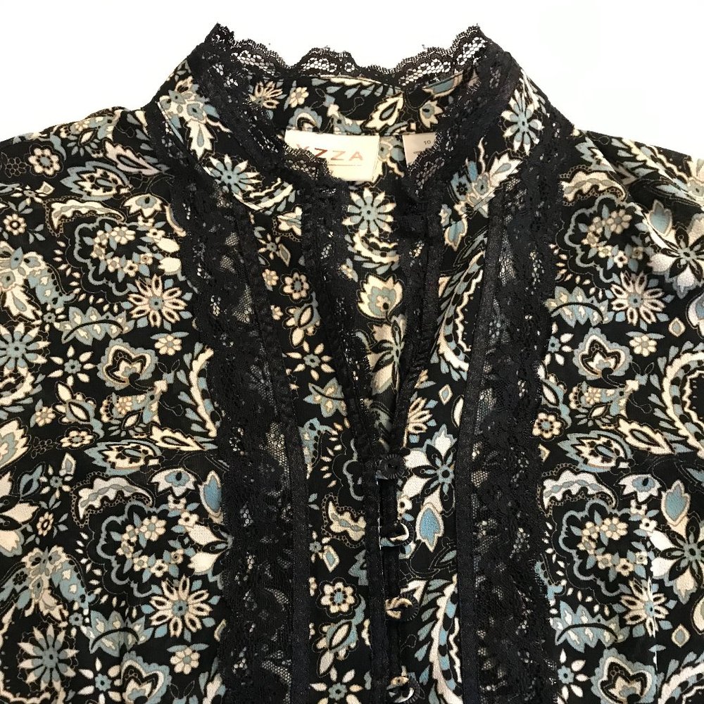 Blouse with lace detail along front
